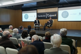 Ignacio Camacho presenta 'Cataluña, la herida de España', en la Fundación Cajasol (12) • <a style="font-size:0.8em;" href="http://www.flickr.com/photos/129072575@N05/38357024264/" target="_blank">View on Flickr</a>