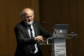 Programa Talento Nobel 2018: Conferencia del Dr. Erwin Neher (24) • <a style="font-size:0.8em;" href="http://www.flickr.com/photos/129072575@N05/25565971467/" target="_blank">View on Flickr</a>