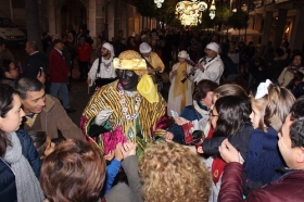 Pasacalles navideño 2017 en Huelva (8) • <a style="font-size:0.8em;" href="http://www.flickr.com/photos/129072575@N05/39124078792/" target="_blank">View on Flickr</a>