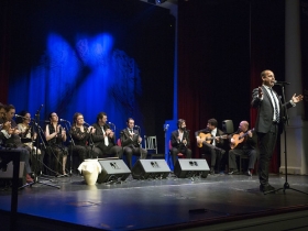 Jueves Flamencos 2017: Zambomba flamenca 'La Plazuela de Jerez' (16) • <a style="font-size:0.8em;" href="http://www.flickr.com/photos/129072575@N05/25308806048/" target="_blank">View on Flickr</a>