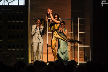 Ciclo Cajasol: Flamenco en la Bodega con Eduardo Guerrero y 'Faro' (5) • <a style="font-size:0.8em;" href="http://www.flickr.com/photos/129072575@N05/26064433287/" target="_blank">View on Flickr</a>