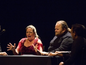 Jueves Flamencos de la Fundación Cajasol en Sevilla: Ezequiel Benítez y Remedios Reyes (2) • <a style="font-size:0.8em;" href="http://www.flickr.com/photos/129072575@N05/30966164087/" target="_blank">View on Flickr</a>