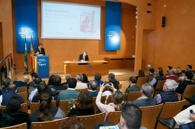 Conferencia de Luis Garicano 'El contraataaque liberal. Entre el vértigo tecnológico y el caos populista' en el Instituto de Estudios Cajasol (33) • <a style="font-size:0.8em;" href="http://www.flickr.com/photos/129072575@N05/46966397321/" target="_blank">View on Flickr</a>