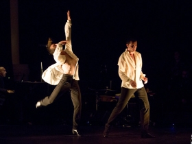 Jueves Flamencos de la Fundación Cajasol en Sevilla: Rubén Olmo y Eduardo Leal (23) • <a style="font-size:0.8em;" href="http://www.flickr.com/photos/129072575@N05/45202812965/" target="_blank">View on Flickr</a>