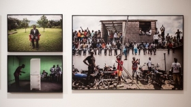 Exposición World Press Photo 2019 en Sevilla (13) • <a style="font-size:0.8em;" href="http://www.flickr.com/photos/129072575@N05/47643466282/" target="_blank">View on Flickr</a>