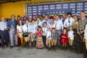 Entrega de los Premios Tamborilero 2019 en El Rocío (7) • <a style="font-size:0.8em;" href="http://www.flickr.com/photos/129072575@N05/48034923187/" target="_blank">View on Flickr</a>