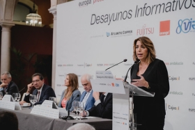 Desayunos Informativos de Europa Press Andalucía con Susana Díaz (23) • <a style="font-size:0.8em;" href="http://www.flickr.com/photos/129072575@N05/48864096951/" target="_blank">View on Flickr</a>