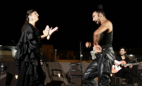 Noches en la Azotea 2020 en Cádiz: Recital flamenco de Anabel Rivera (5) • <a style="font-size:0.8em;" href="http://www.flickr.com/photos/129072575@N05/50329573921/" target="_blank">View on Flickr</a>
