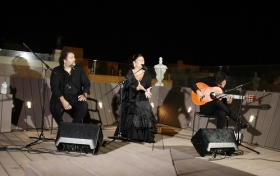 Noches en la Azotea 2020 en Cádiz: Recital flamenco de Anabel Rivera (9) • <a style="font-size:0.8em;" href="http://www.flickr.com/photos/129072575@N05/50329748927/" target="_blank">View on Flickr</a>