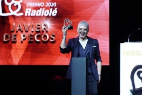 Entrega de los VI Premios Radiolé en la Fundación Cajasol (21) • <a style="font-size:0.8em;" href="http://www.flickr.com/photos/129072575@N05/50547823028/" target="_blank">View on Flickr</a>