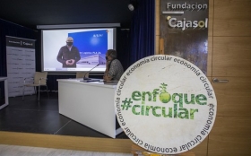 Jornada 'Enfoque Circular' en Huelva: Gestión de residuos • <a style="font-size:0.8em;" href="http://www.flickr.com/photos/129072575@N05/50691051708/" target="_blank">View on Flickr</a>