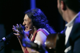 Jueves Flamencos de la Fundación Cajasol en Sevilla: Manuel de la Tomasa y Anabel Valencia (40) • <a style="font-size:0.8em;" href="http://www.flickr.com/photos/129072575@N05/46591767414/" target="_blank">View on Flickr</a>