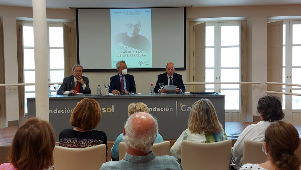 Inicio de las jornadas «Saramago. Las Huellas de la Literatura», en Fundación Cajasol