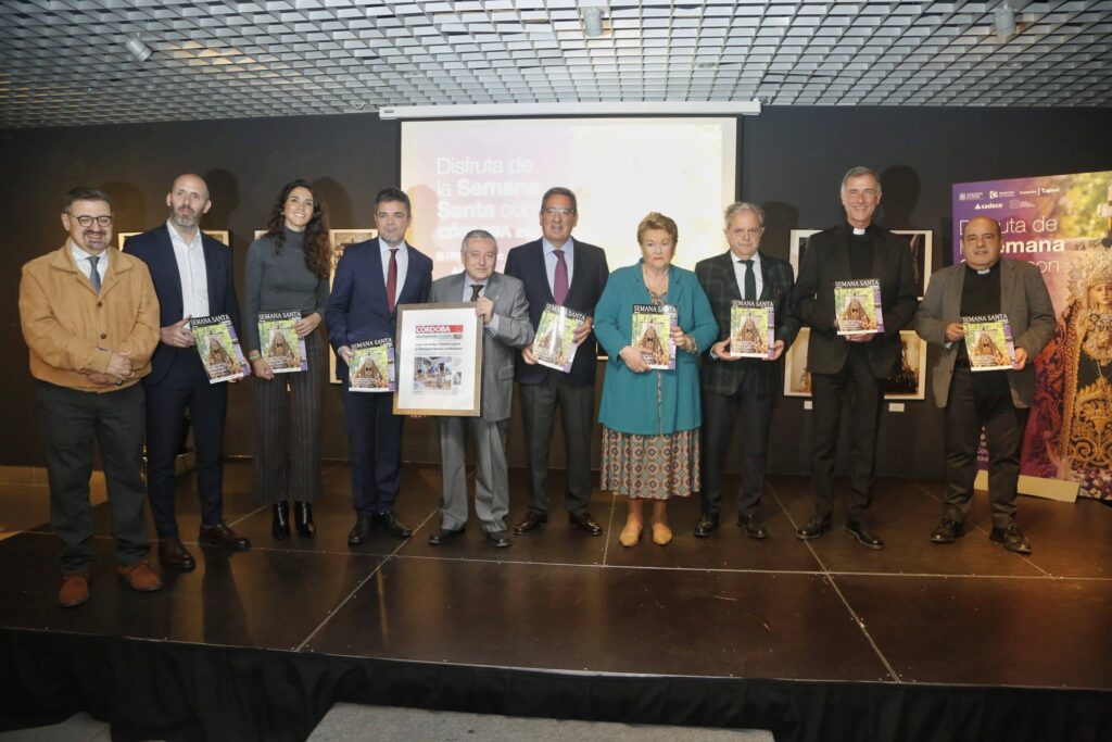 Diario Córdoba presenta la revista ‘Semana Santa en Córdoba’ en la Fundación Cajasol