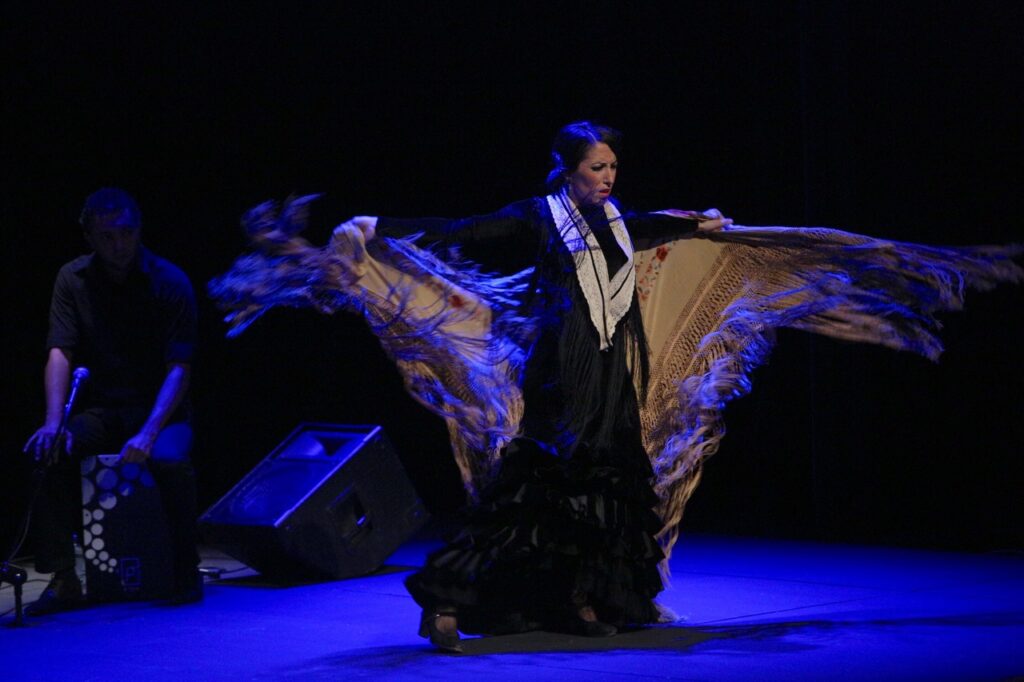 Ana Morales presenta 'Callejón del agua' en los Jueves Flamencos de la Fundación Cajasol