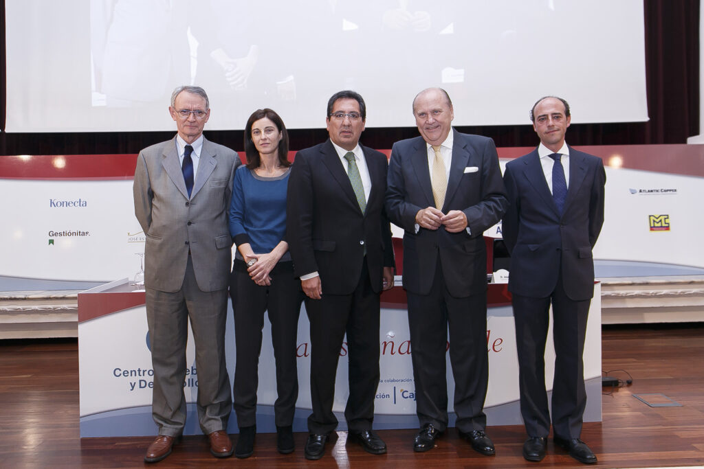 El Centro de Debate y Desarrollo se presenta en la Fundación Cajasol