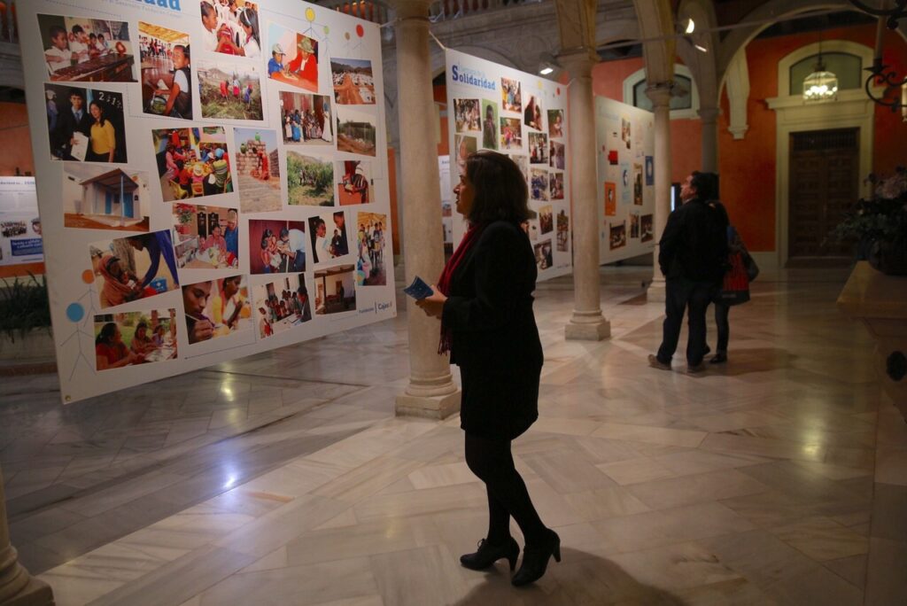 El Programa de Cooperación al Desarrollo de la Fundación Cajasol, reflejado en la 'I Semana de la Solidaridad' hasta el 16 de noviembre