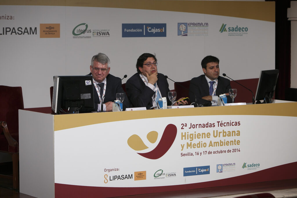 La Fundación Cajasol acoge II Jornadas Técnicas sobre Higiene Urbana y Medio Ambiente, organizadas por Lipasam