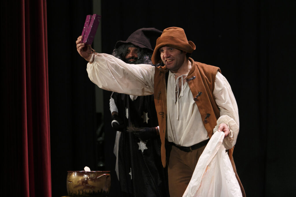 Teatro educativo para concienciar a los más pequeños sobre reciclaje y nutrición