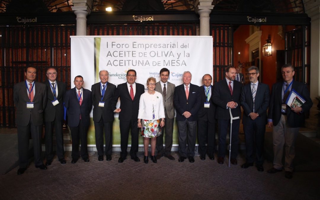 La Fundación CajasoI acoge el I Foro Empresarial del Aceite de Oliva y Aceituna de Mesa