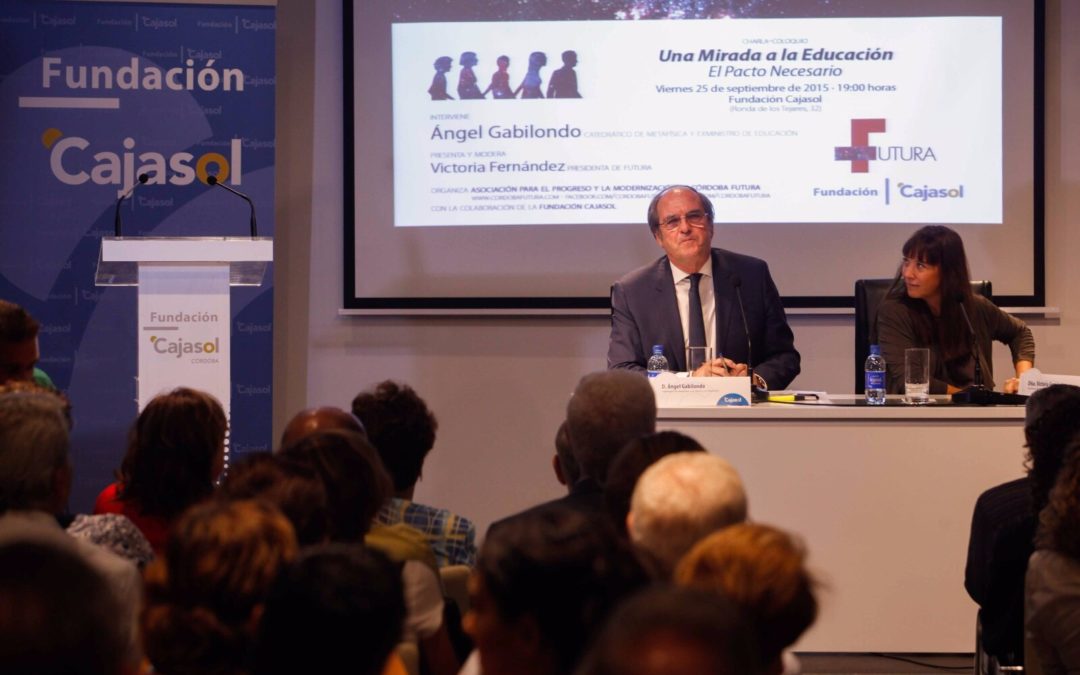 La estabilidad del sistema educativo español, a debate con Ángel Gabilondo en la Fundación Cajasol