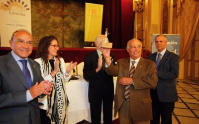 Fundación Cajasol y asociación Córdoba Nuevo Milenio entregan el II Premio ‘Diálogos Córdoba’