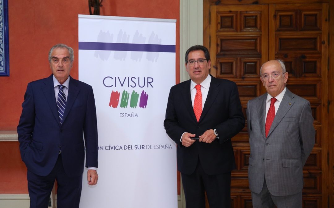 Antonio Pulido asiste a la presentación de Civisur en la Fundación Cajasol