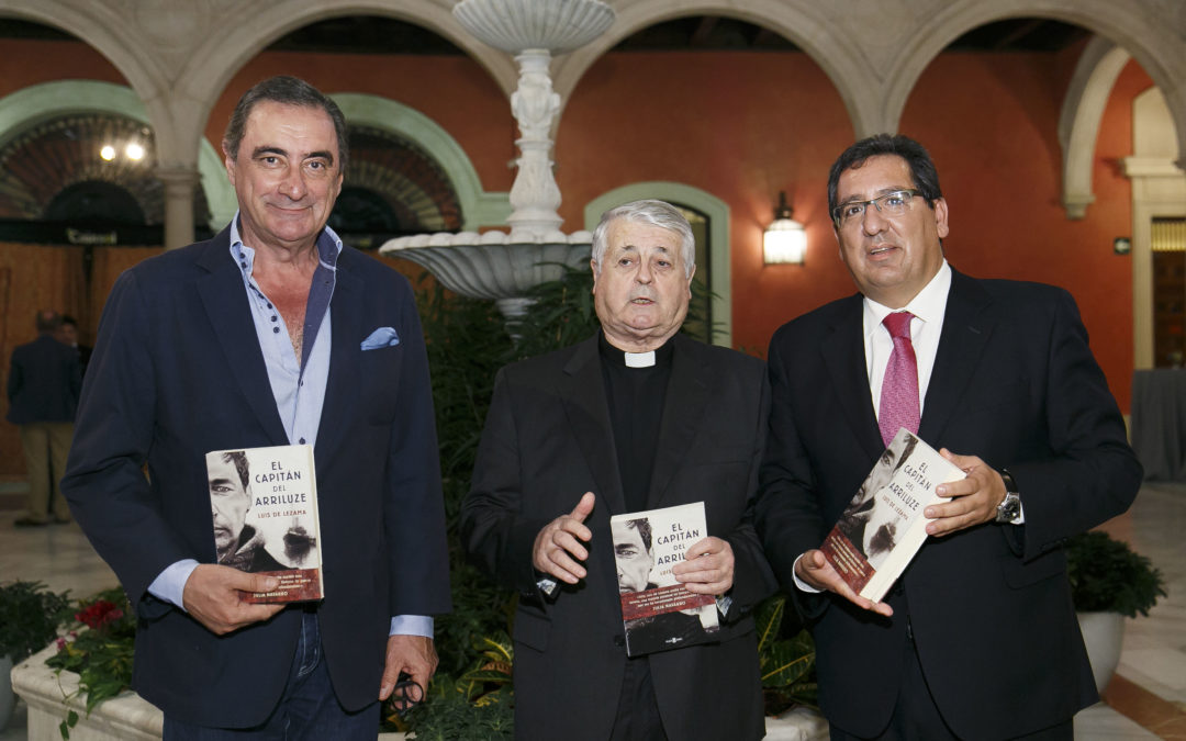 Presentación de ‘El capitán del Arriluze’, de Luis de Lezama, en la Fundación Cajasol