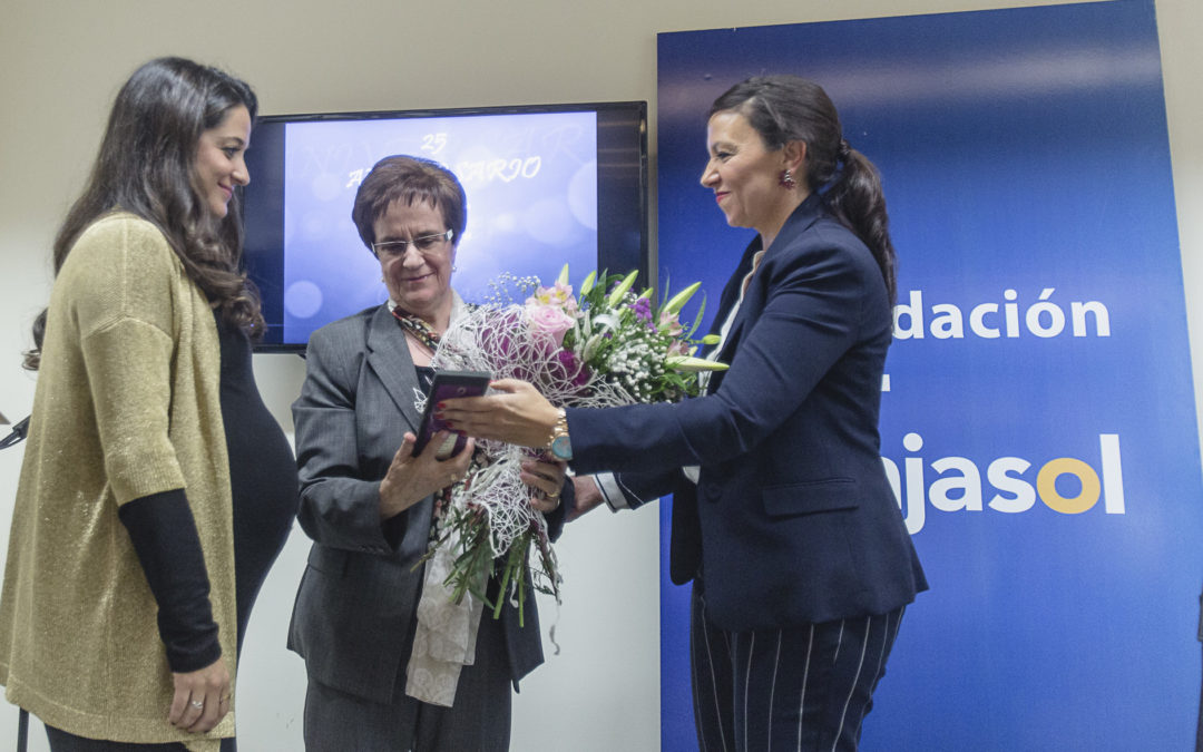 El Centro Social Polivalente ‘Mujer Gades’ celebra su 25º aniversario en la Fundación Cajasol