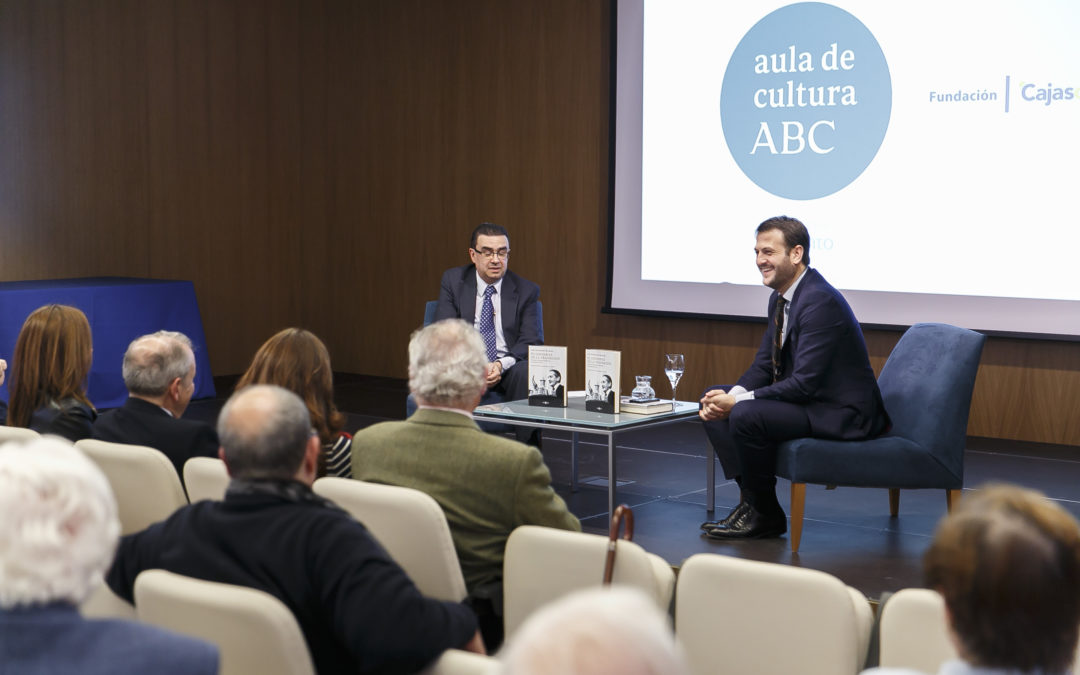 Juan Fernández-Miranda presenta su biografía de Torcuato Fernández-Miranda en la Fundación Cajasol
