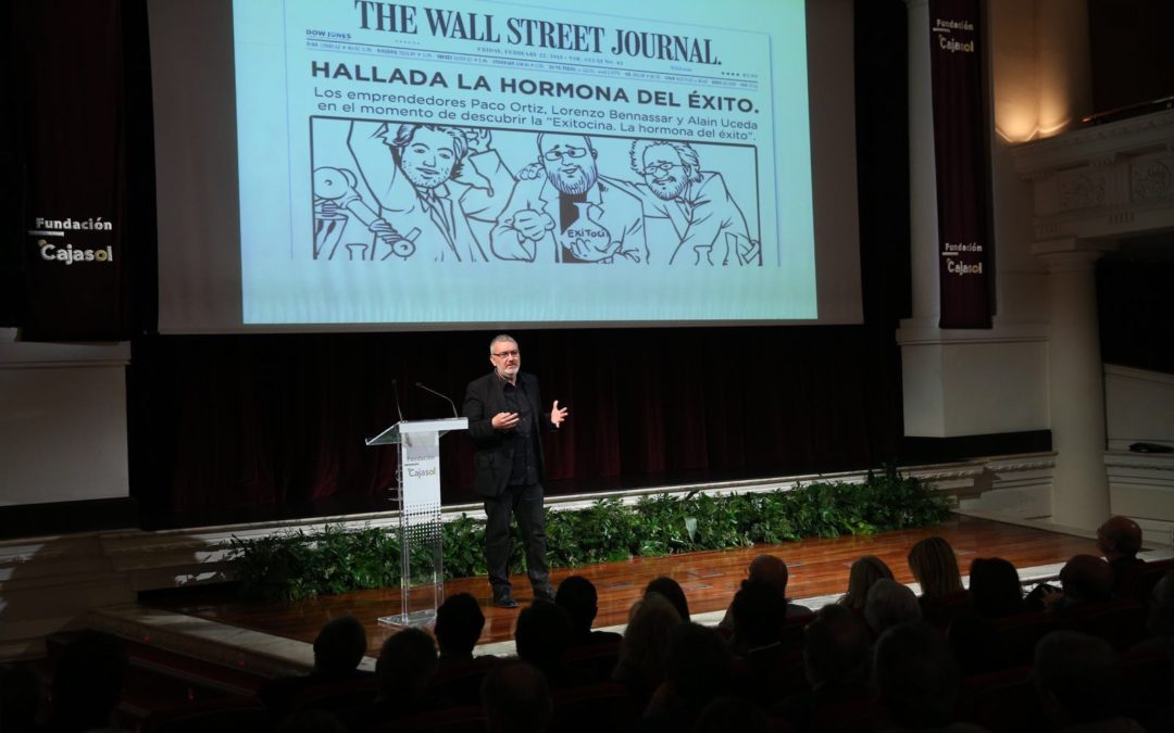 Presentación del libro ‘Exitocina, la hormona del emprendimiento’, de Paco Ortiz y Miguel Ángel Robles, en la Fundación Cajasol