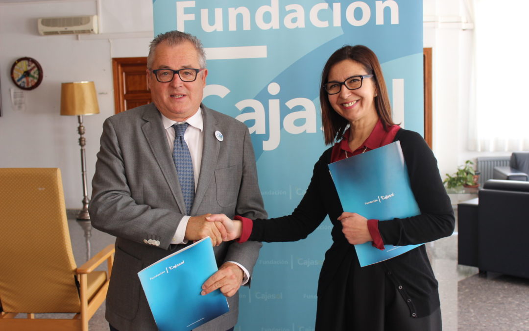 La Fundación Cajasol impulsa los talleres ocupacionales en la Residencia de Mayores La Orden