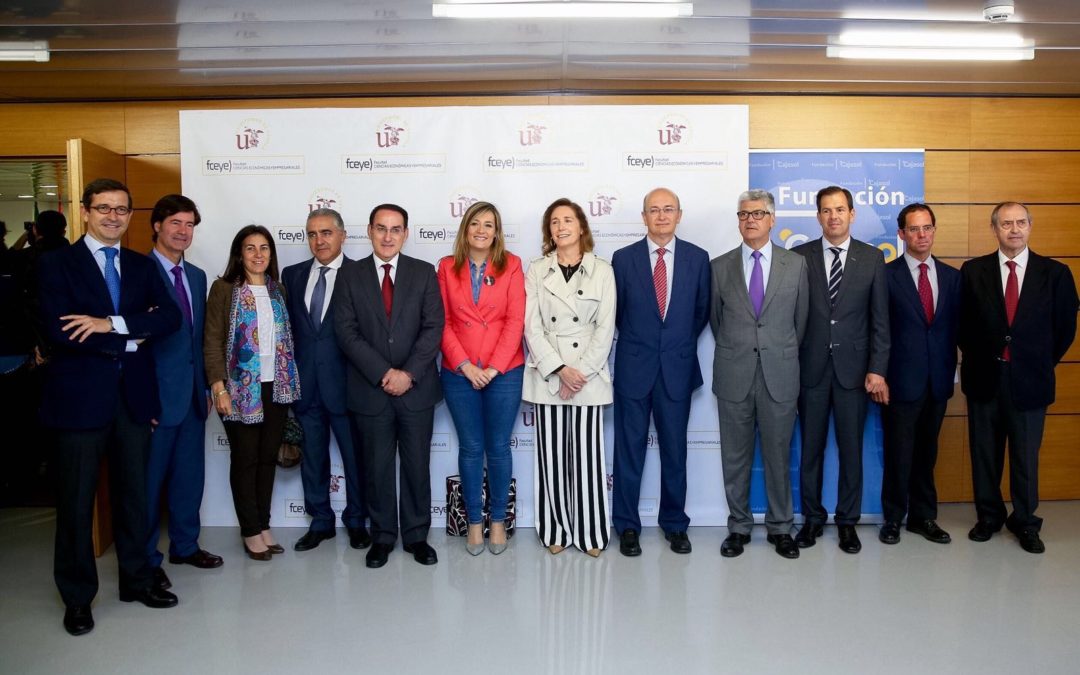 La Fundación Cajasol respalda la III Feria de Emprendimiento de la Facultad de Ciencias Económicas y Empresariales de la Universidad de Sevilla