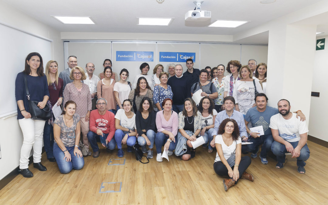 El Programa de Voluntariado de la Fundación Cajasol alcanza los 400 voluntarios