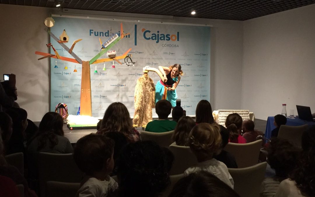 Teatro: ‘El Espejo Azul’ potencia la inteligencia emocional infantil en la sede cordobesa de la Fundación Cajasol