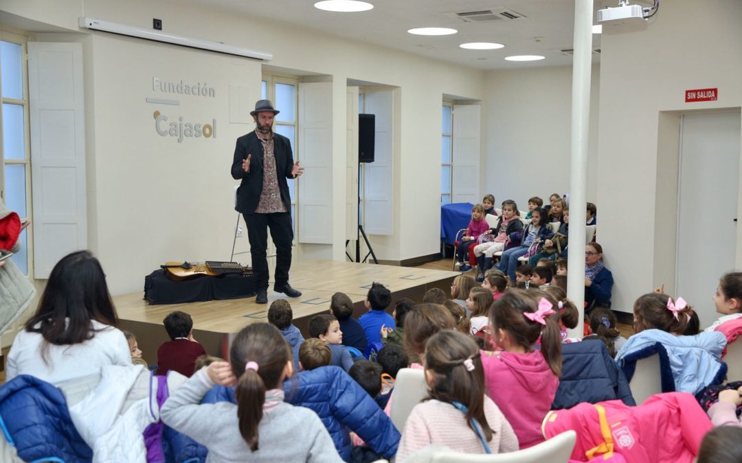 La Fundación Cajasol acerca la tradición oral andaluza al alumnado de Educación primaria