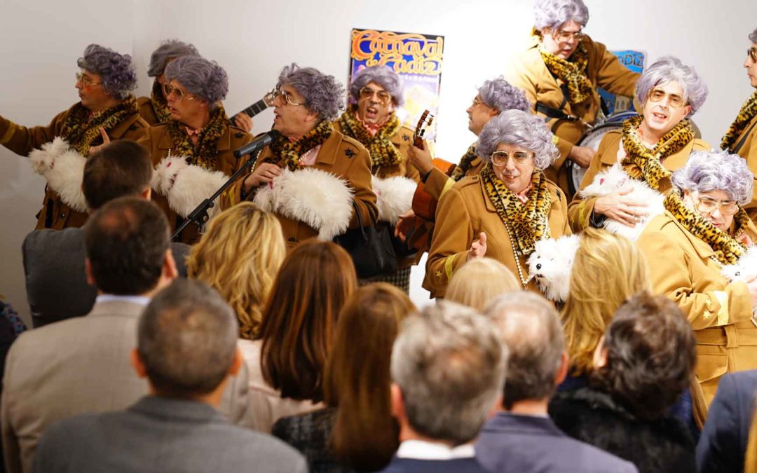 Broche de oro a la programación de Carnaval de la Fundación Cajasol en Cádiz con una entretenida gala carnavalesca