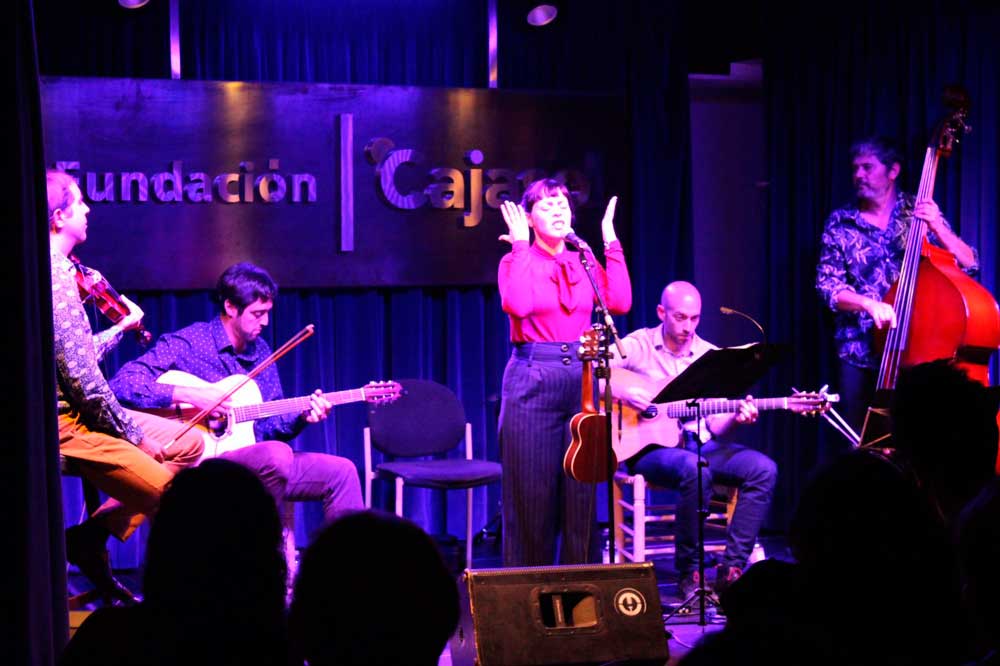 El grupo 'Très bien', durante su concierto en el II ciclo 'Jazz en la Cuarta' de la Fundación Cajasol en Huelva