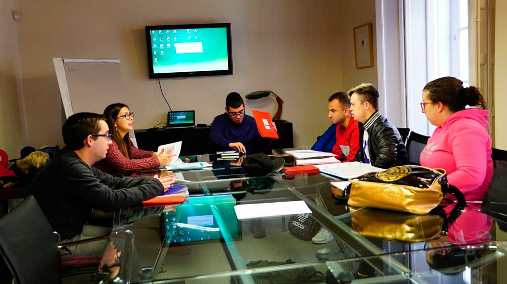 Curso de Habilidades Laborales en la sede de la Fundación Cajasol en Cádiz