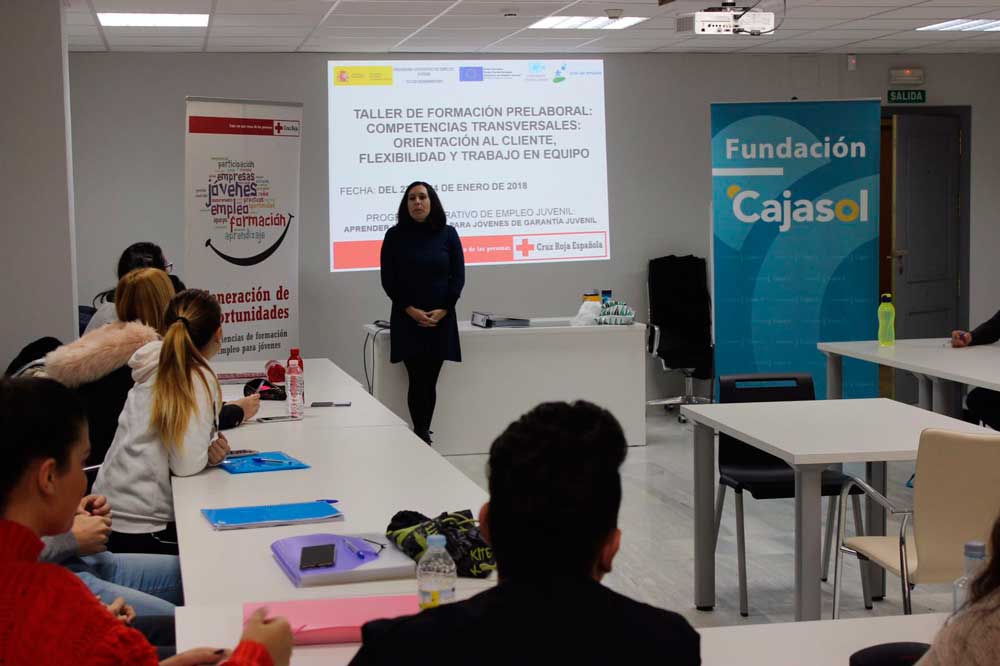 Curso de formación para el empleo de Cruz Roja Huelva en la Fundación Cajasol