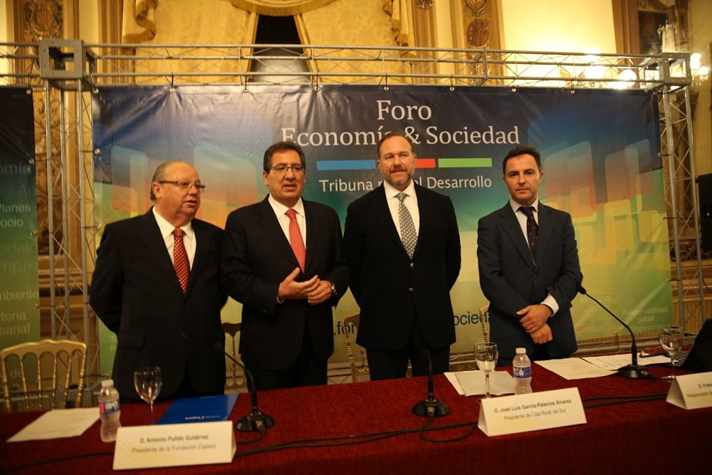 Miguel Ángel Tamarit, Antonio Pulido, José Luis García-Palacios y Francisco Durán, en el Foro Asfaco