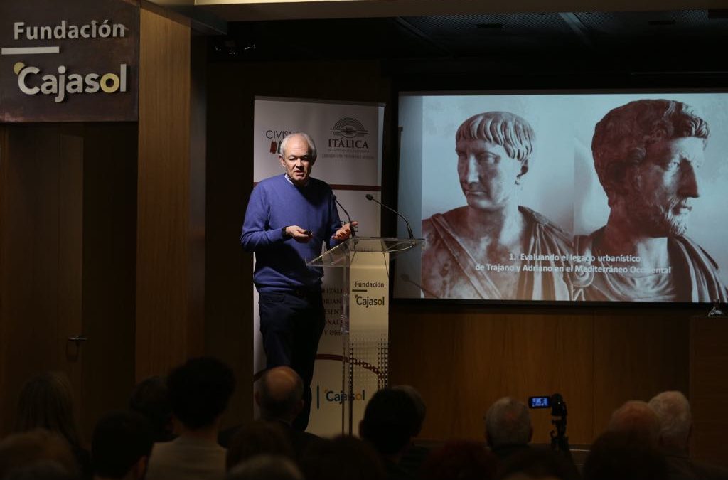 Conferencia de Simon Keay en la sede de la Fundación Cajasol en Sevilla