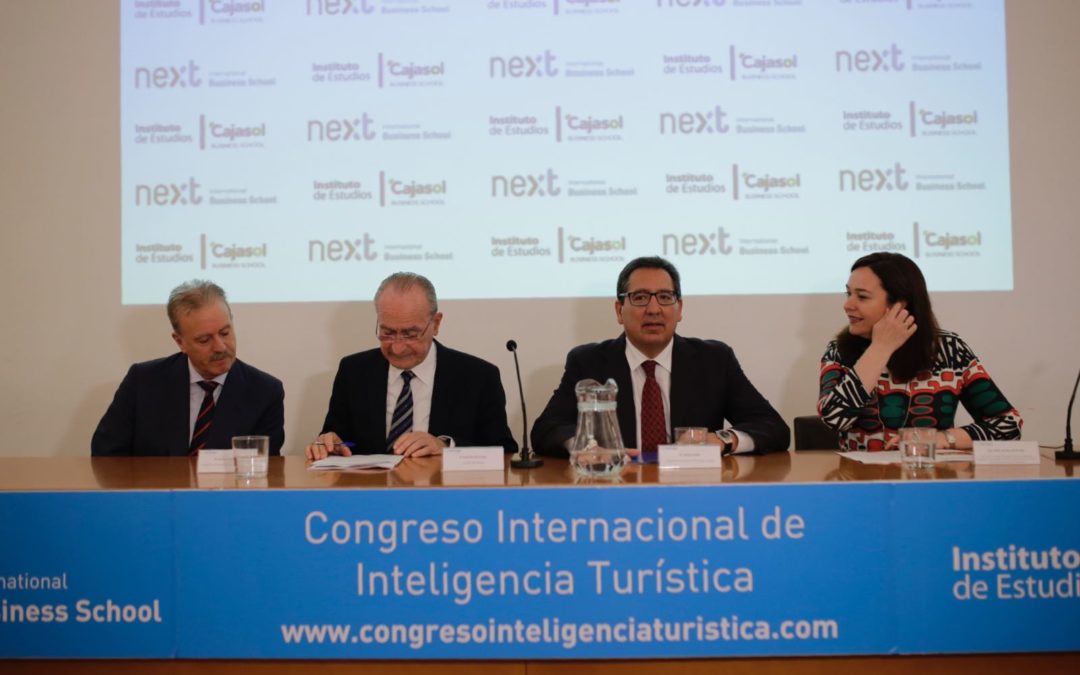 Manuel Campo Vidal, Antonio de la Torre, Antonio Pulido y María del Mar Martín Rojo, en la inauguración del III Congreso Internacional de Inteligencia Turística