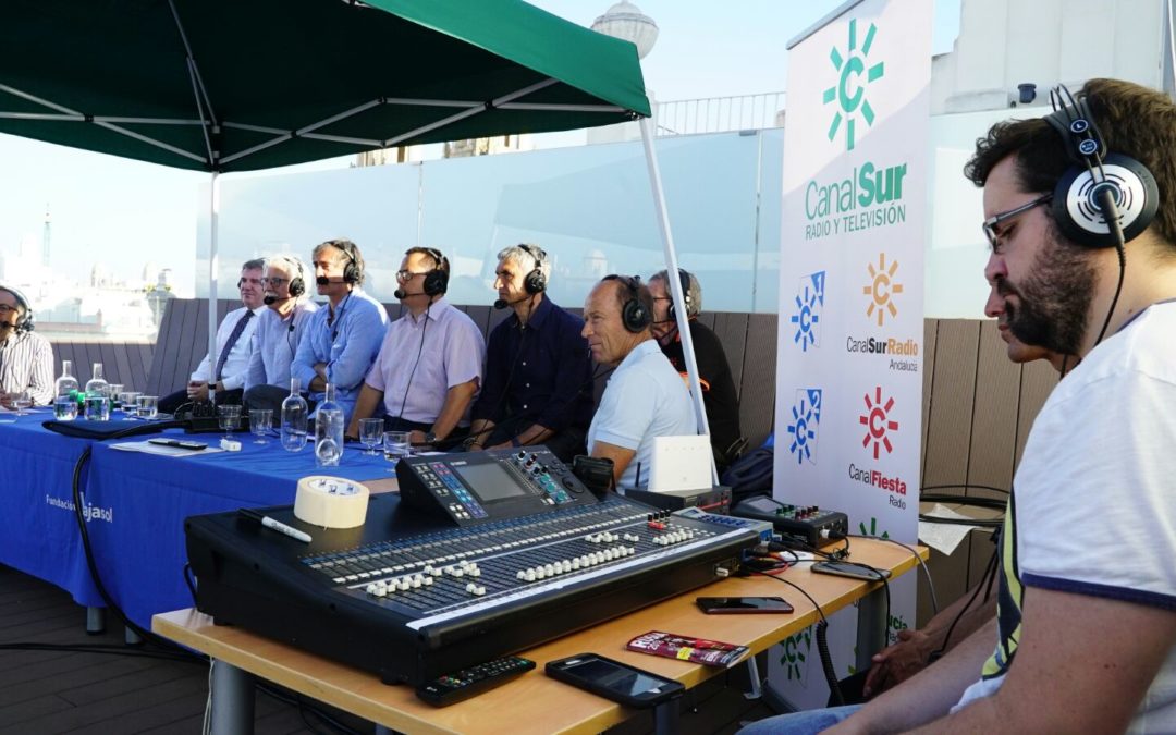 Fernando Pérez y todo su equipo de 'La Gran Jugada' de Canal Sur, siguiendo el España-Portugal del Mundial de Rusia 2018