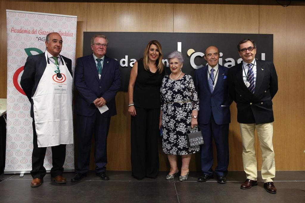 Susana Díaz, presidenta de la Junta de Andalucía, presidente de honor de la Academia del Gazpacho Andaluz