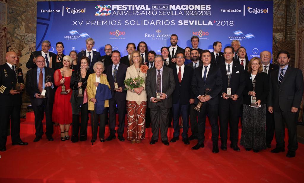 Entrega de los XV Premios Solidarios del Festival de las Naciones de Sevilla