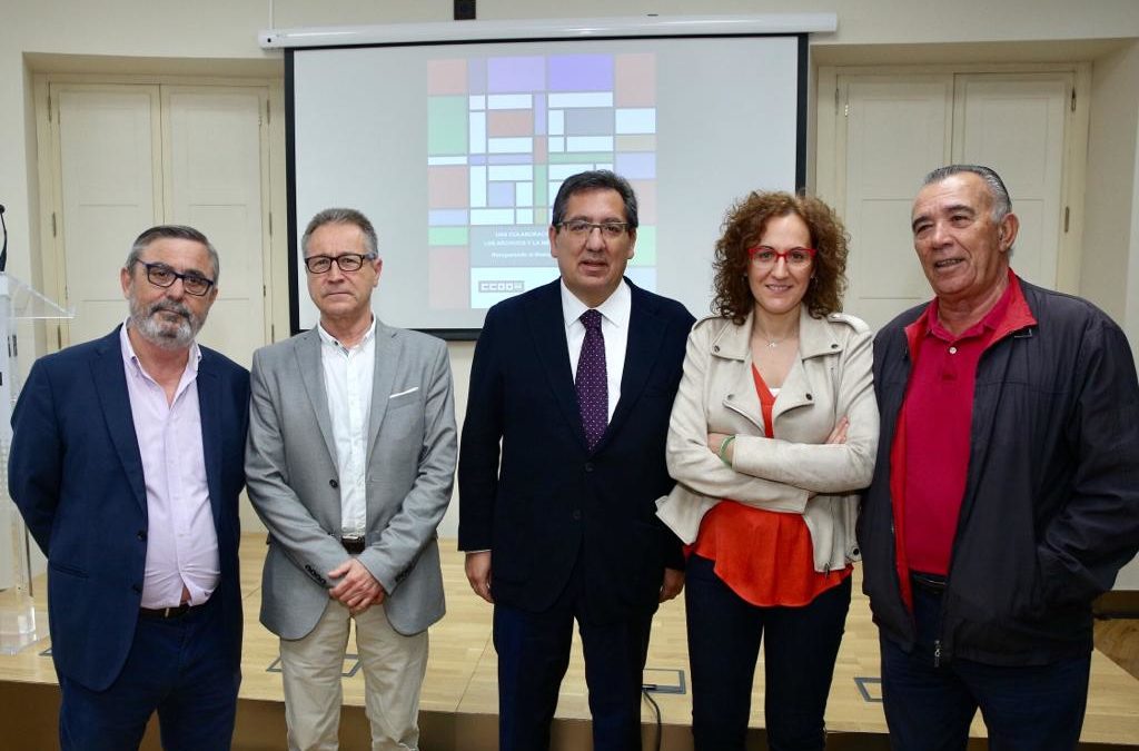 Presentación de '20 años de colaboración con el Archivo Histórico de CCOO: recuperando la memoria histórica' en la Fundación Cajasol