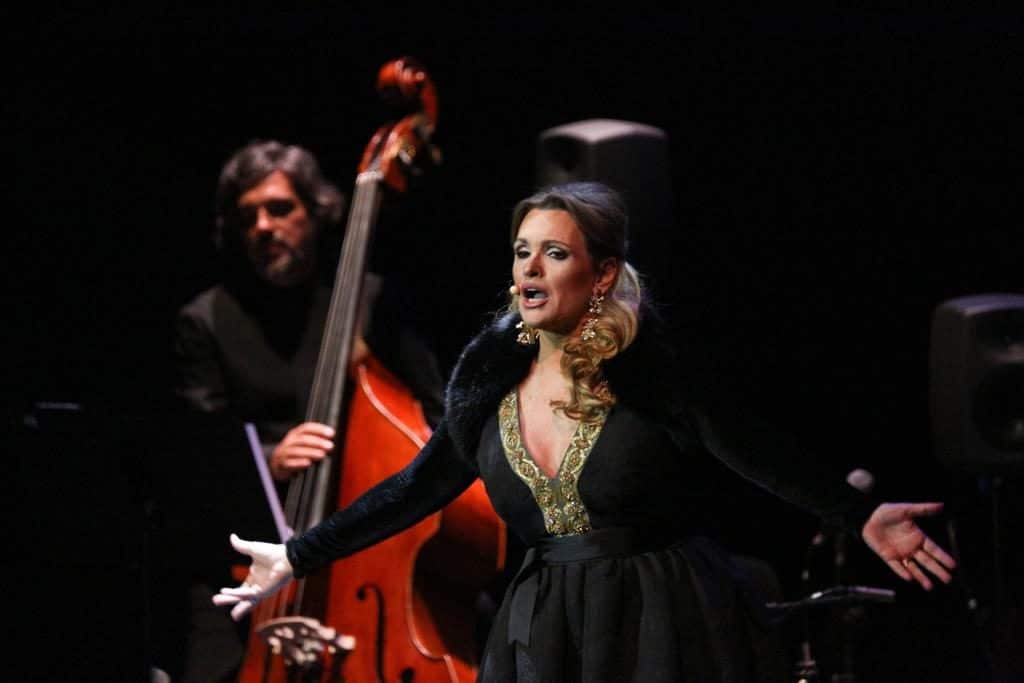 Ainhoa Arteta en su actuación en el Cartuja Center de Sevilla