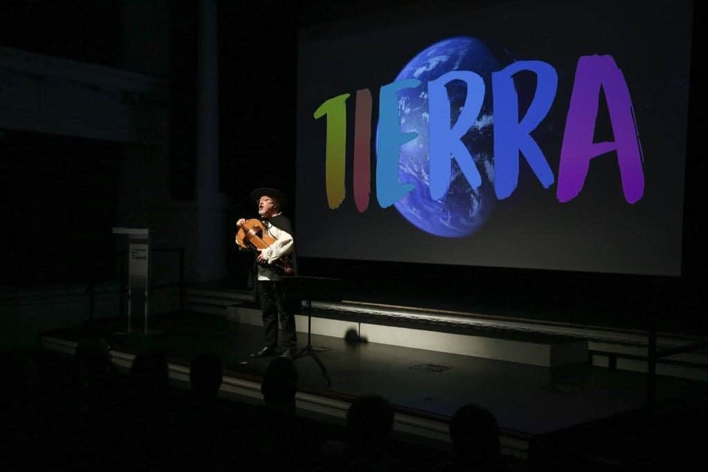 Presentación del disco 'Tierra', de Cantores de Híspalis, en la Fundación Cajasol