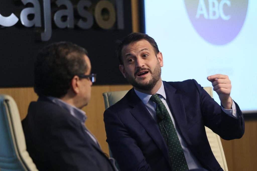 Juan Fernández en el Aula de Cultura de ABC de Sevilla